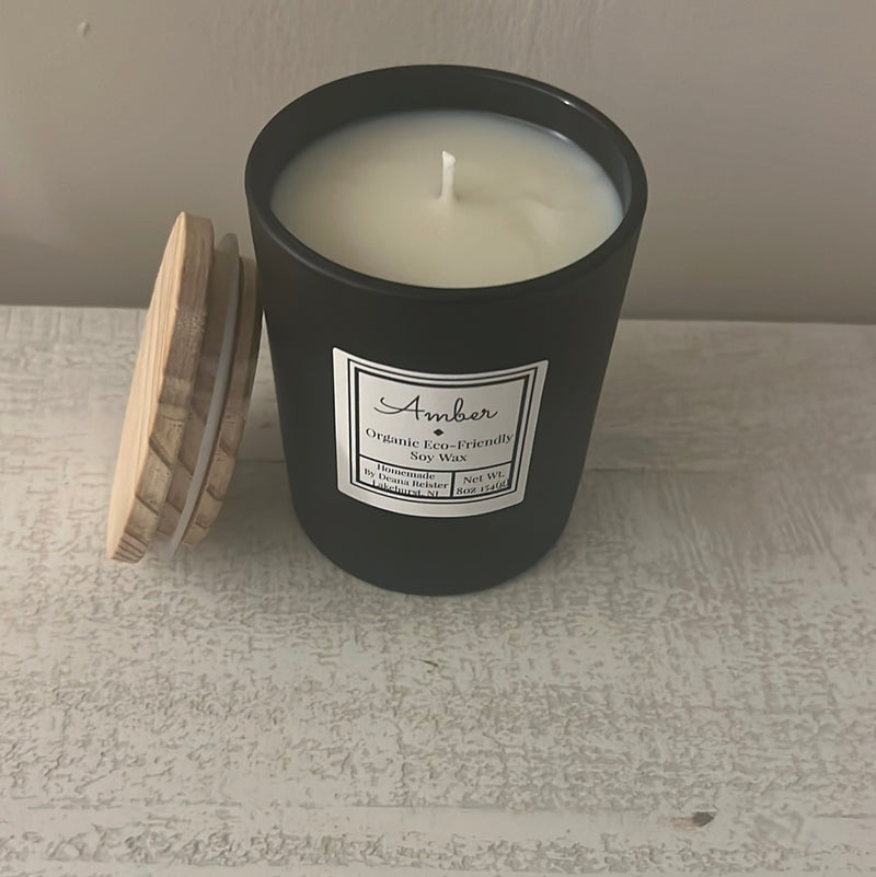 Amber homemade black candle 8oz
