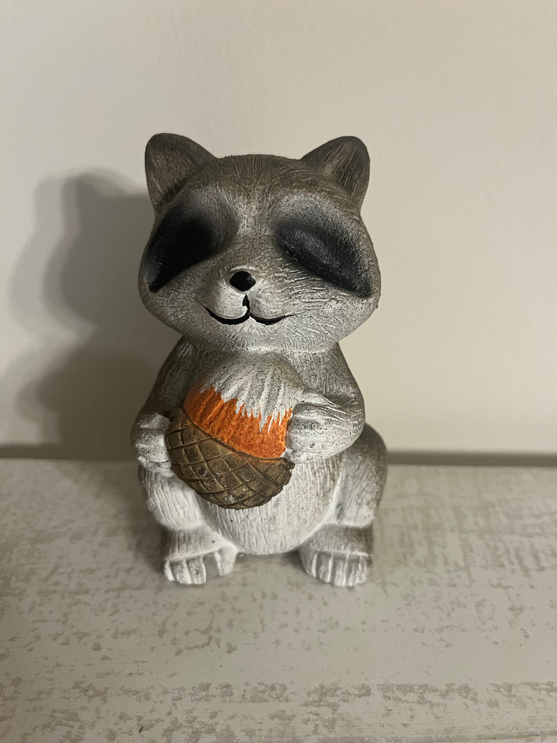 Raccoon Decor