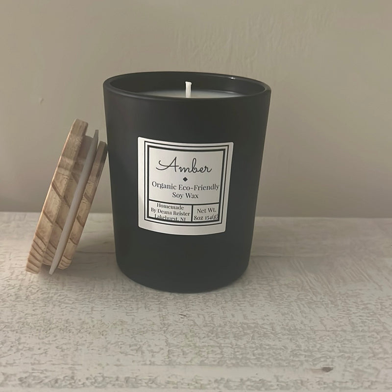 Amber homemade black candle 8oz